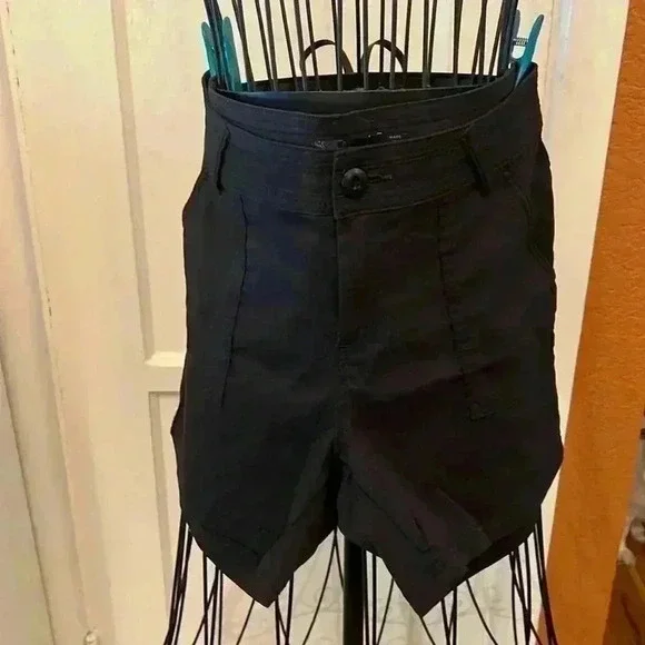 Prana Shorts-Sz 10 - Picture 1 of 7